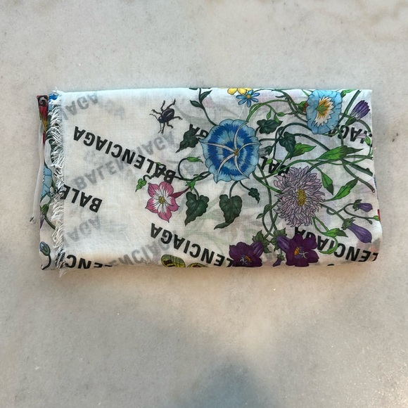 Gucci & Balenciaga Shawl Wrap - Picture 1 of 6